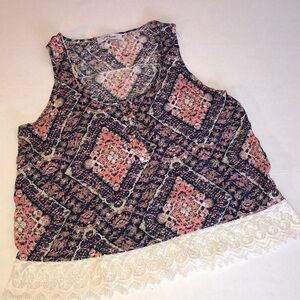 Lilie Rose Lace Trim Tank M/L